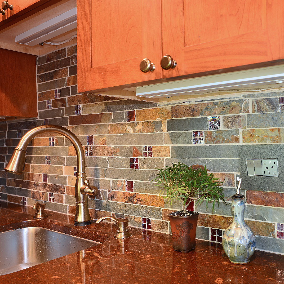 Slate and Burgundy Glass Backsplash Tile Red Brown Quartz Countertop BA1026