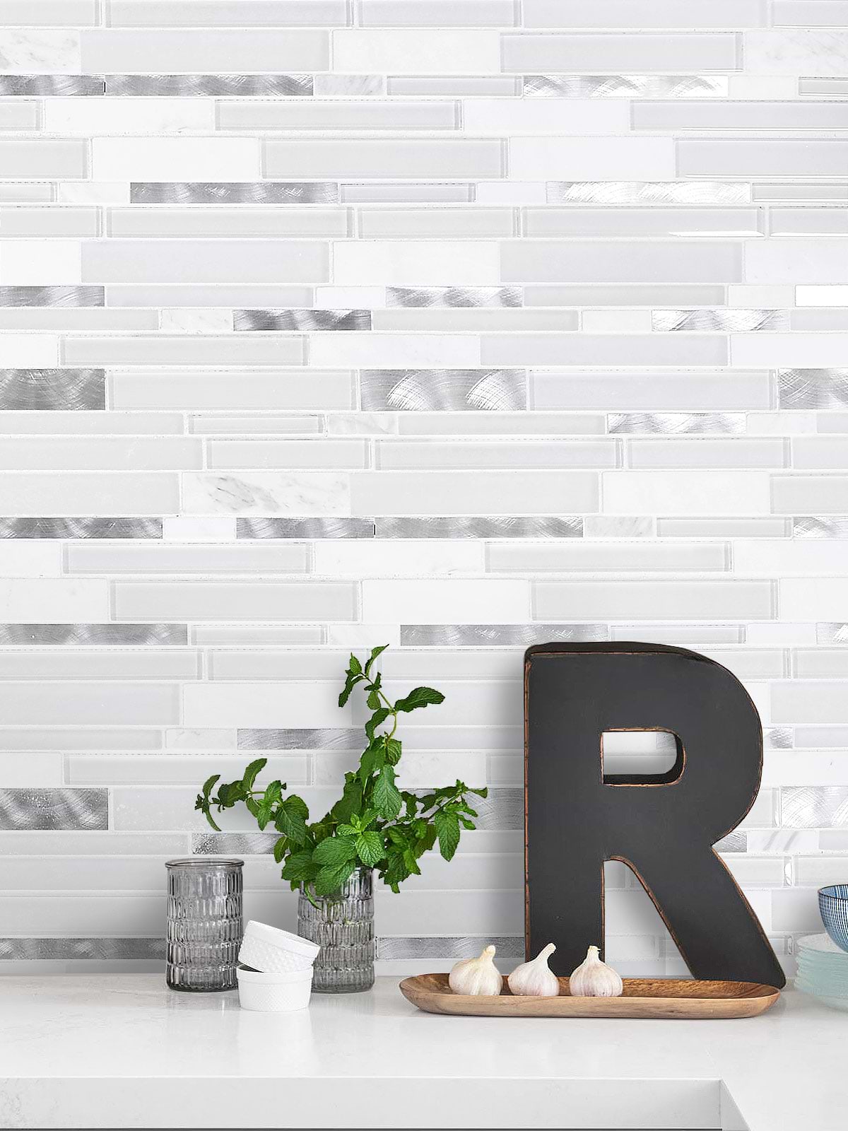 White Interlocking Marble Glass Metal Backsplash Tile BA62032
