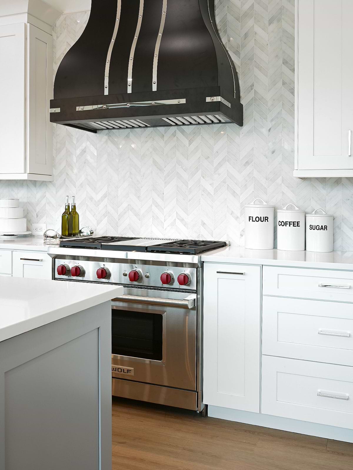 White kitchen Backsplash Tiles