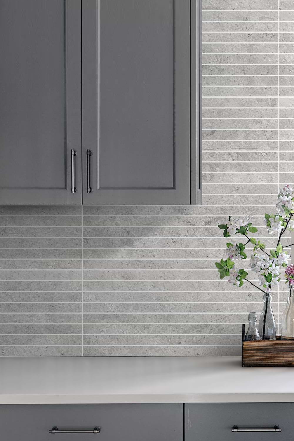 Modern Gray Kitchen Quartz Countertop With Gray Backsplash