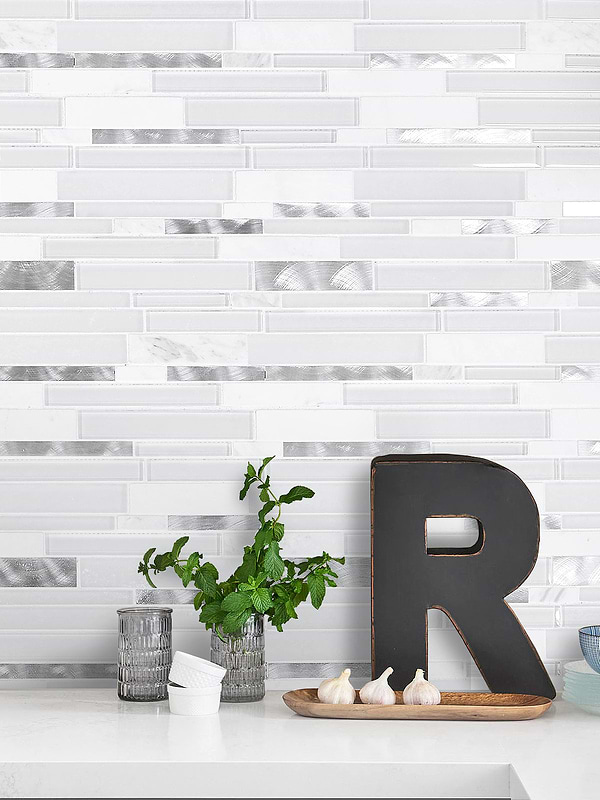 99+ Glass Backsplash Ideas (Top Trend Tile Designs!) Clean Look