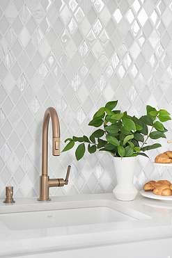 White Backsplash White Countertop Design Ba62046