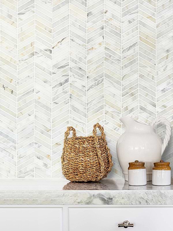 Warm Gold White Gray Chevron Mosaic Backsplash Tile BA6312