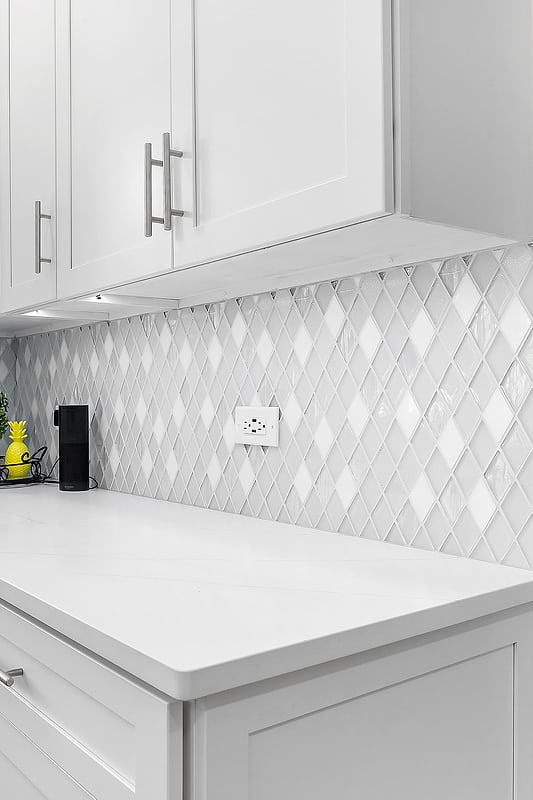 White Modern Countertop Diamond Glass And Marble Tile BA62046