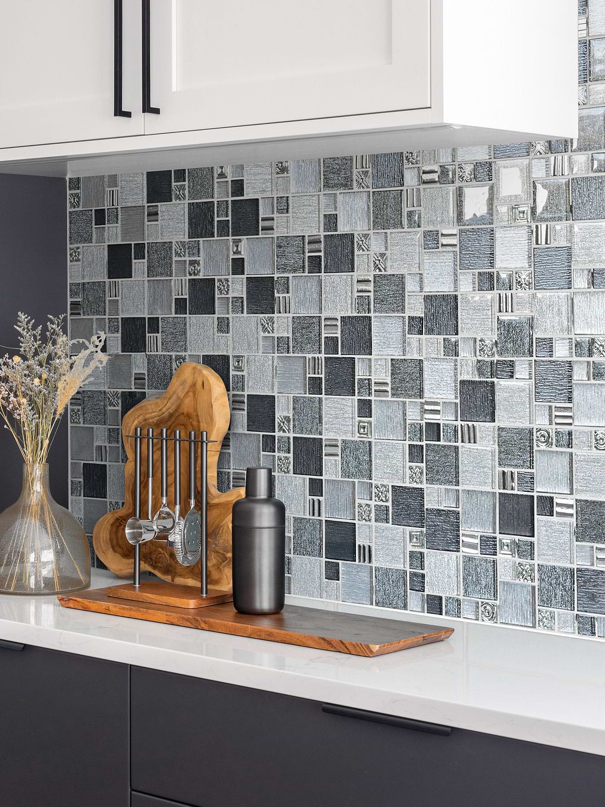 White Countertop Gray Black Metallic Textured Glass Backsplash Tile BA8004