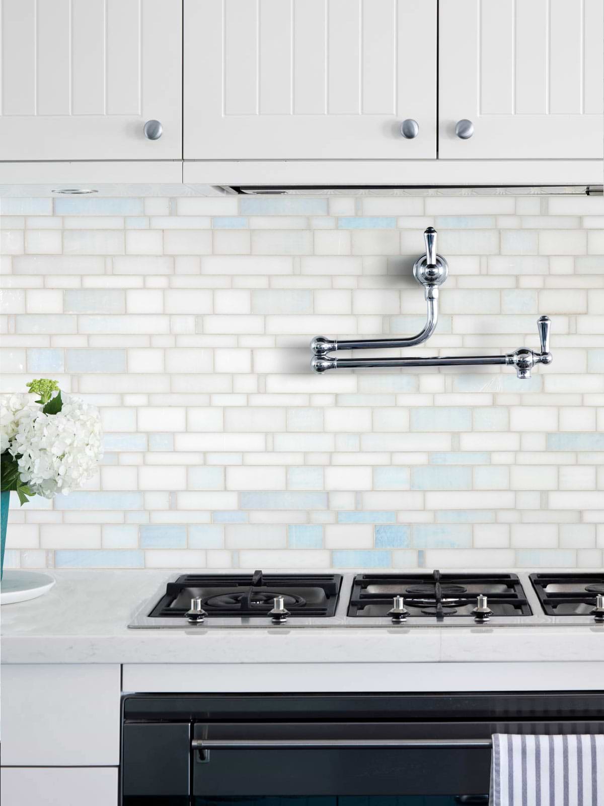 Modern Kitchen with Pearl Glass Subway Tile BA7016