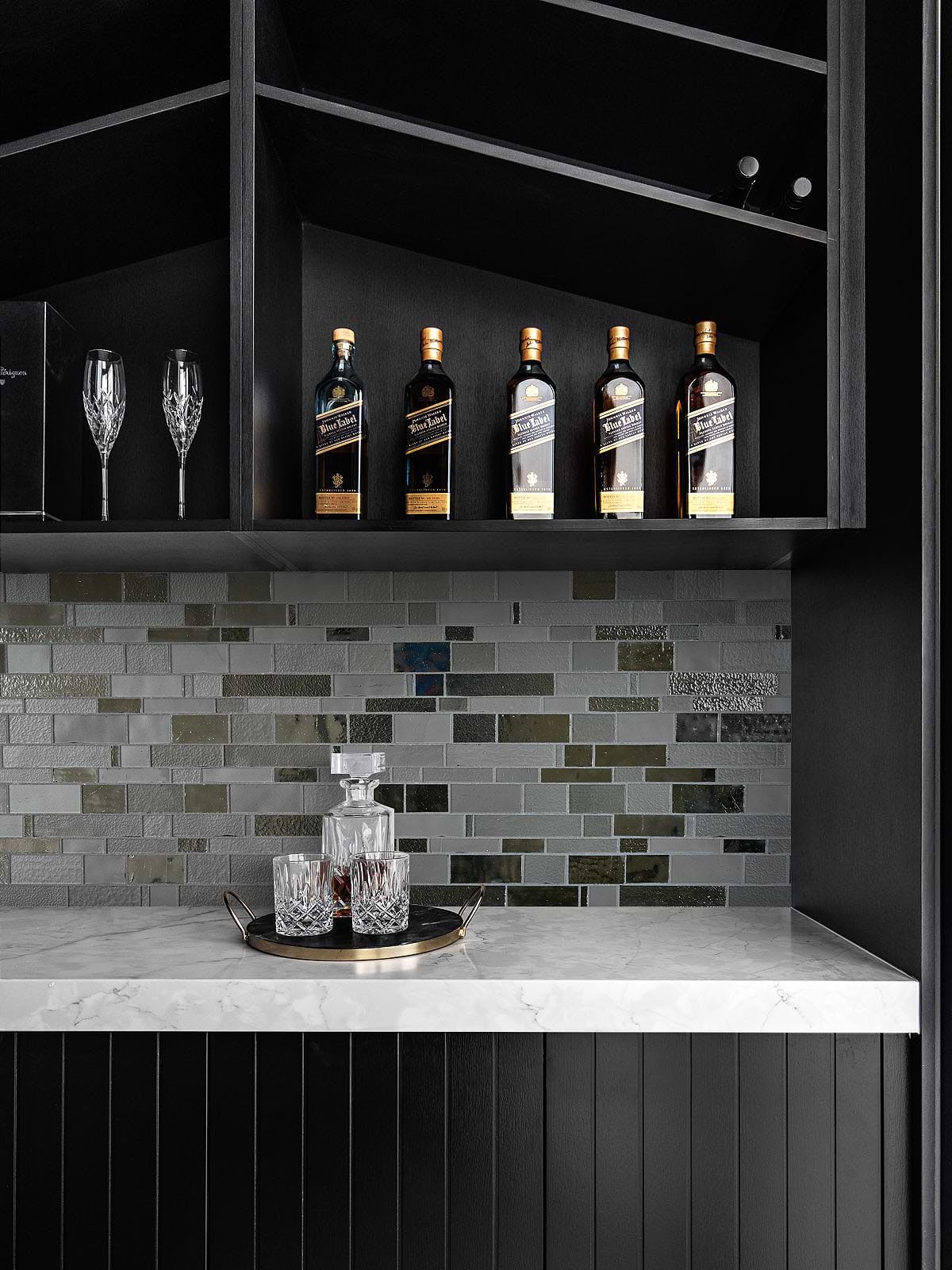 Black Bar with Gray Glass Artisan Mosaic Tile BA7018
