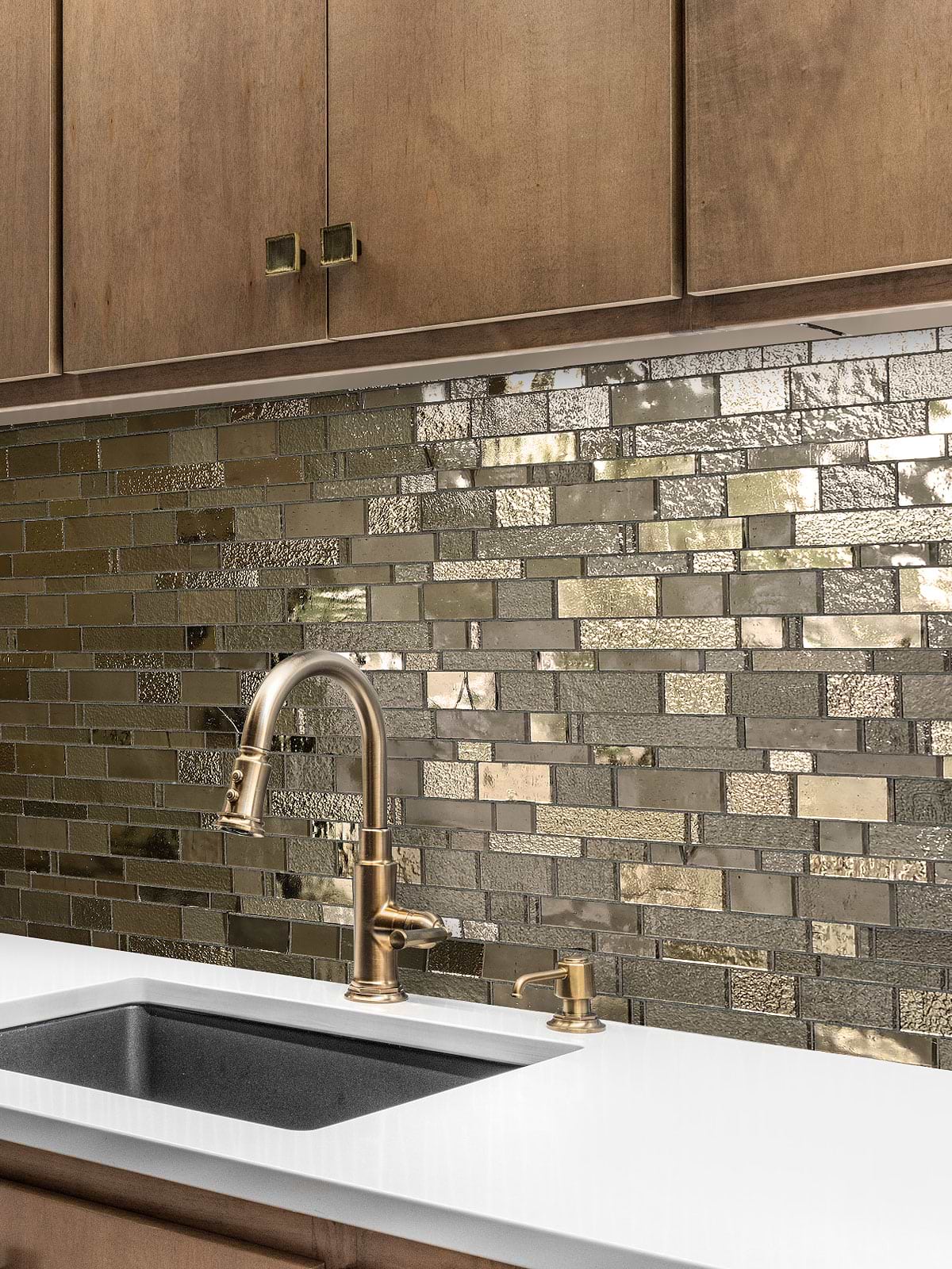Quartz Countertop with Brown Glass Artisan Mosaic Tile BA7019