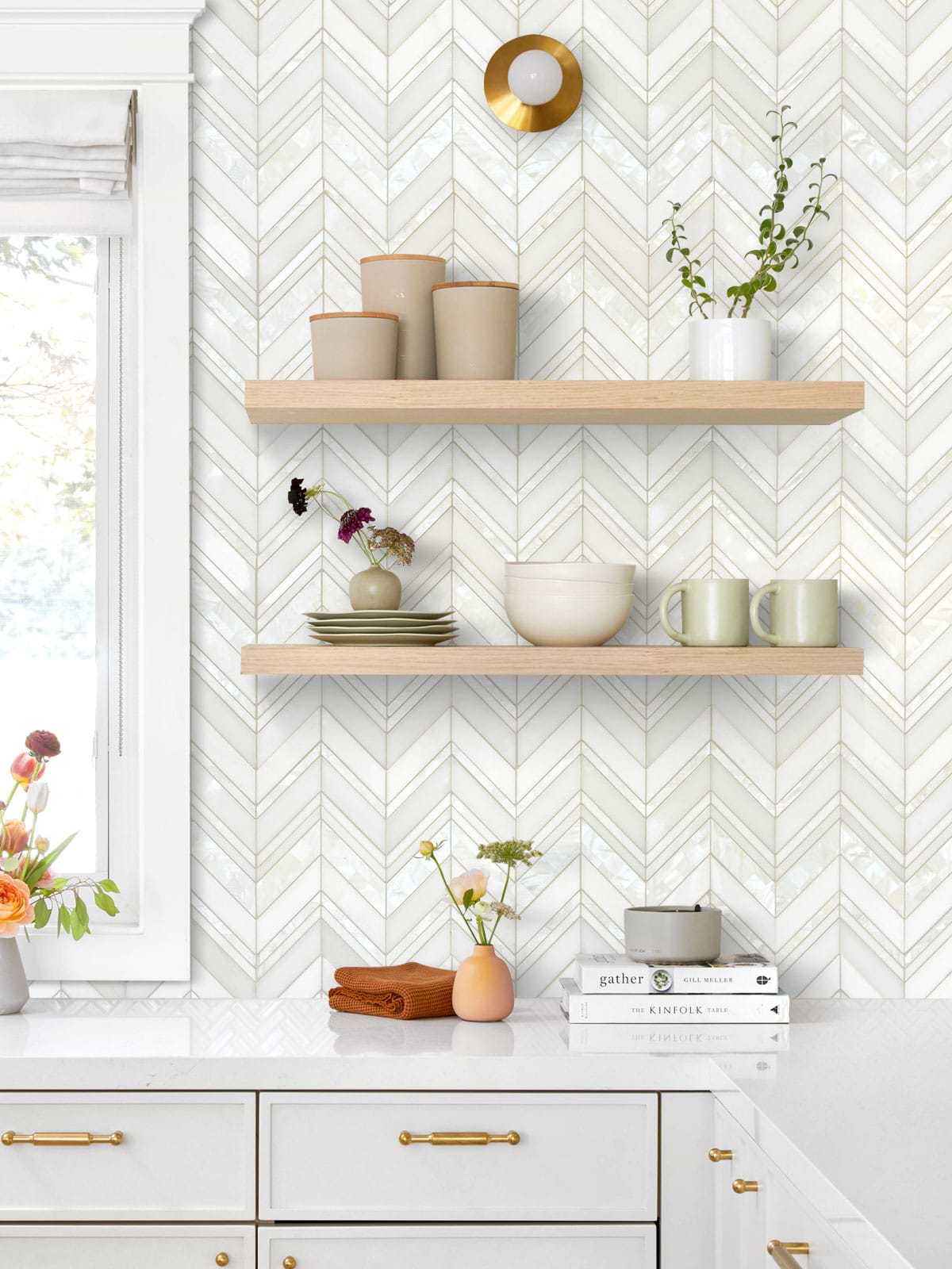 White Countertop with Chevron Pearl Marble Backsplash Tile BA8030
