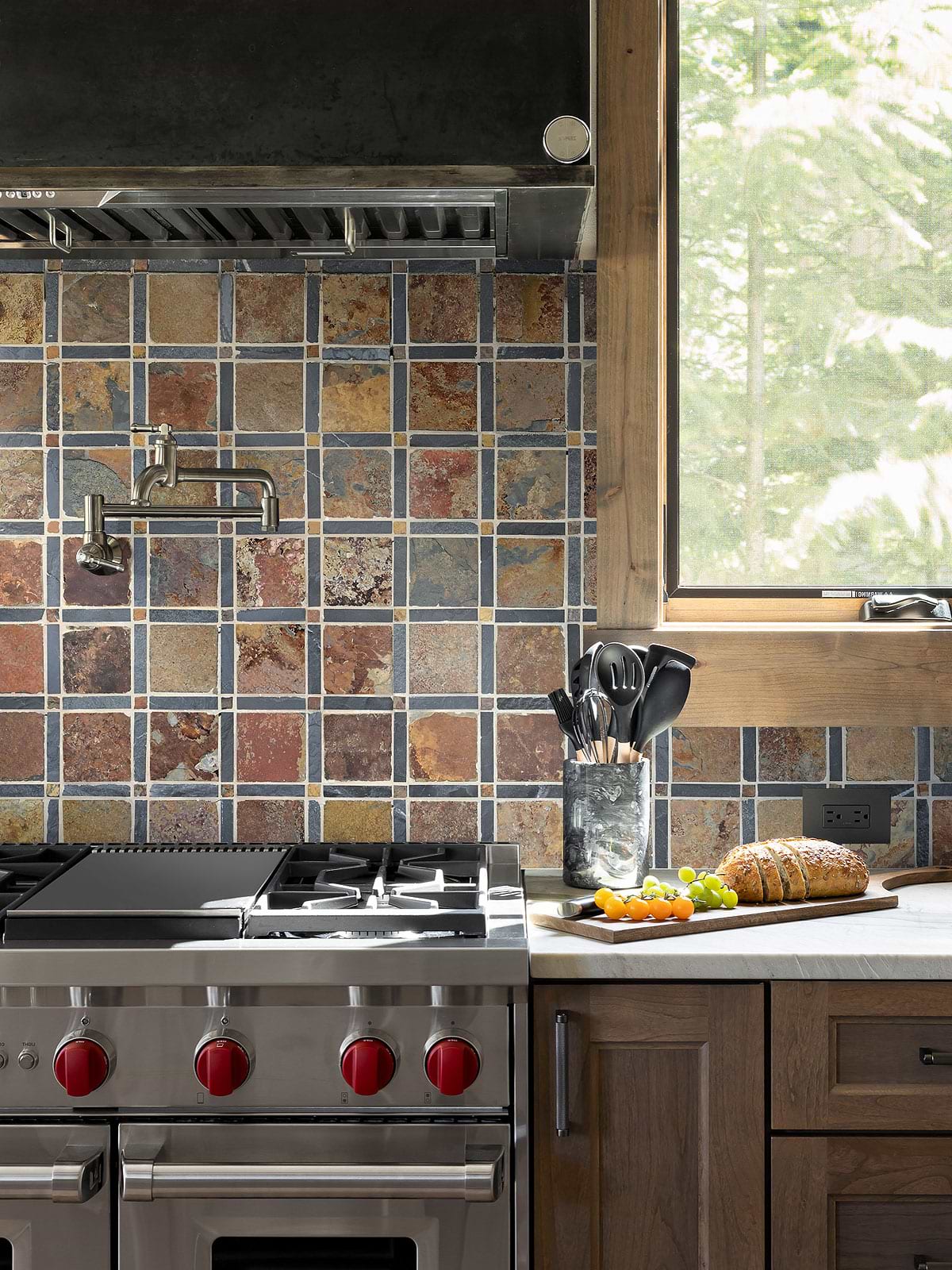 Brown Kitchen Cabinet with Slate Brown Gray Backsplash Tile BA1068