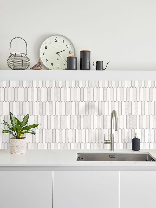 Modern Cabinets with Modern Picket White Gray Marble Backsplash Tile BA6321