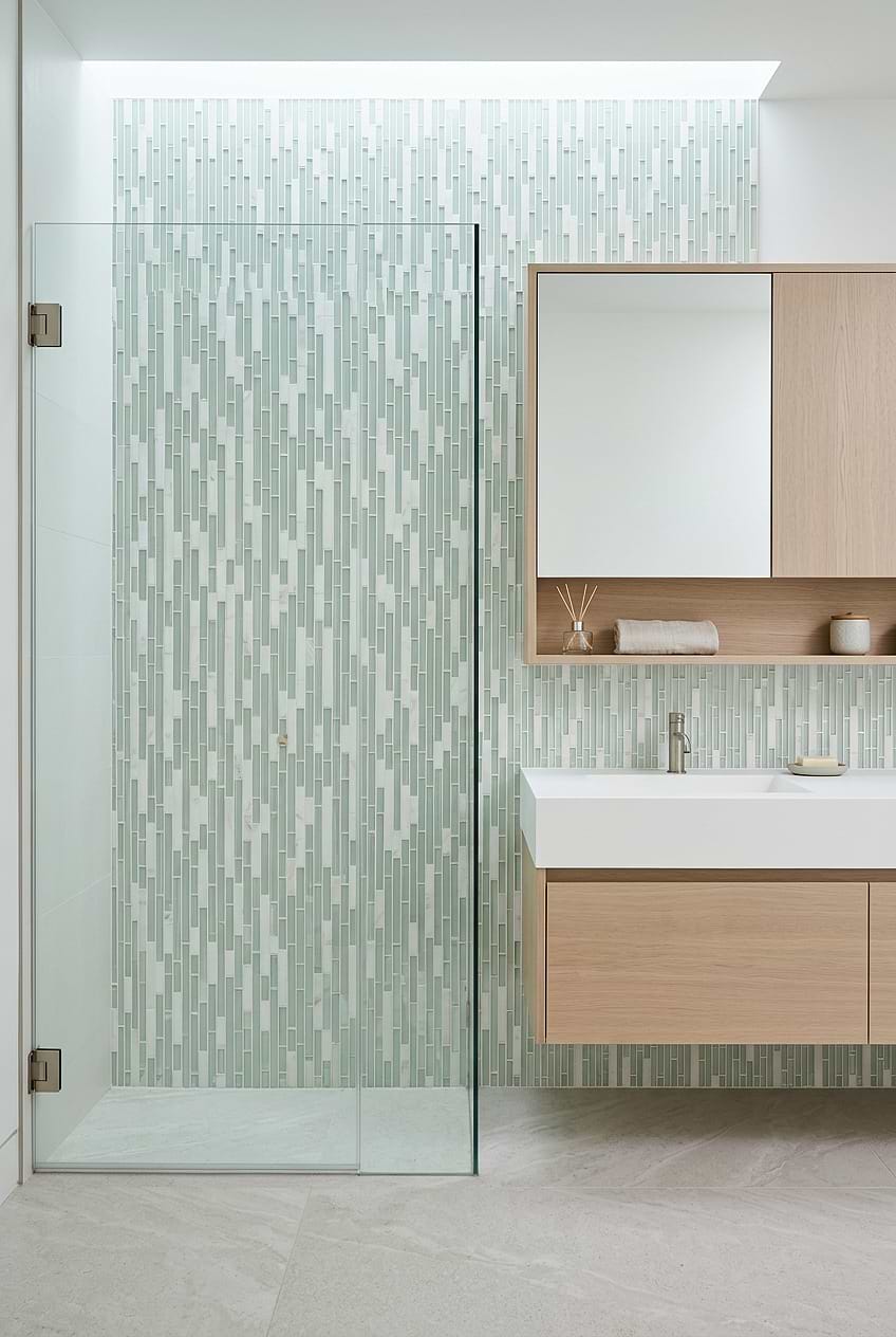 Sea Green Linear Glass Shower Tile BA1205