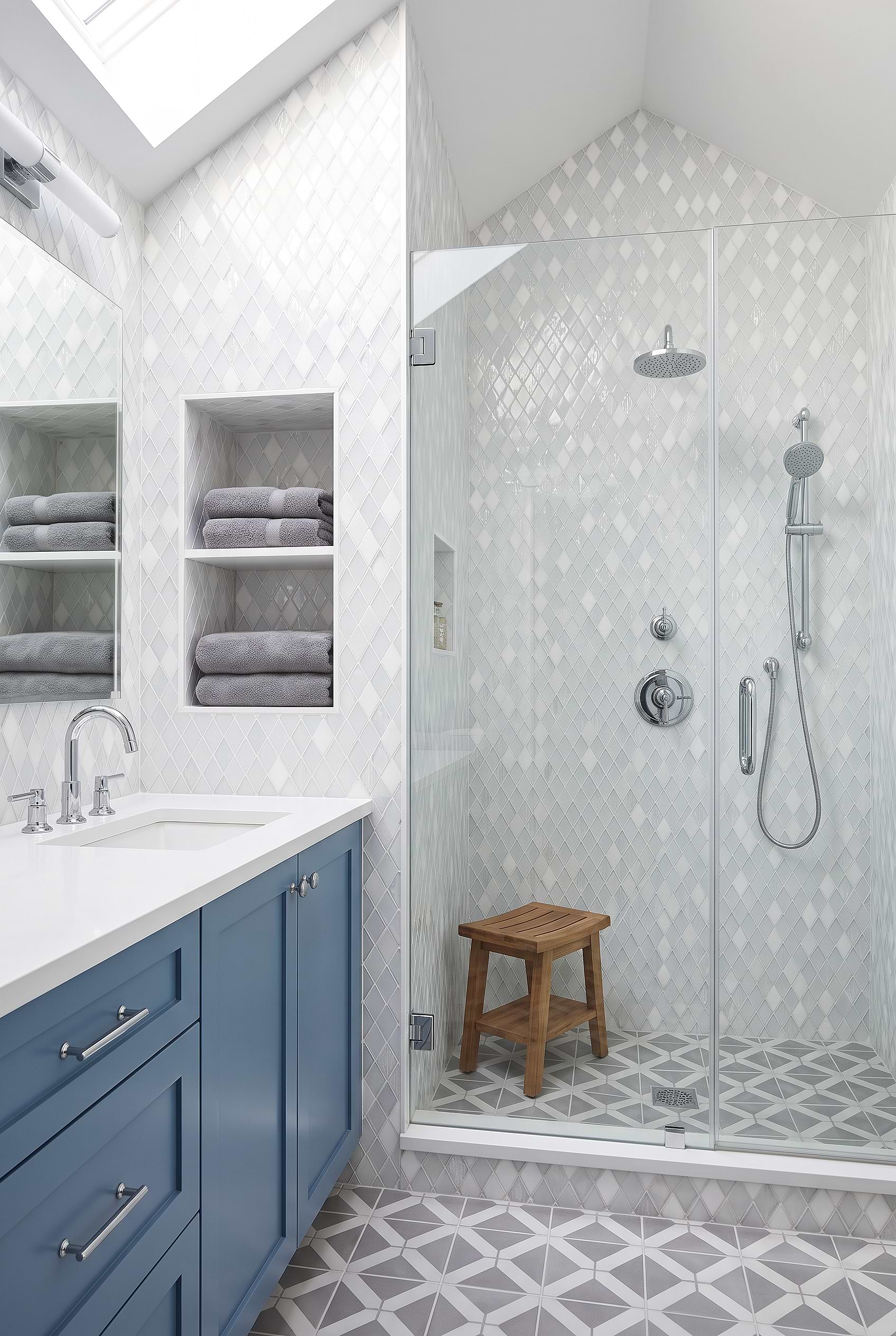 White Glass Marble Diamond Shower Tile BA62046