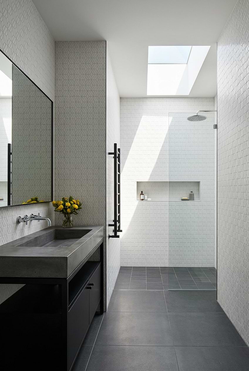 White Geometric Marble Shower Wall Tile BA6307