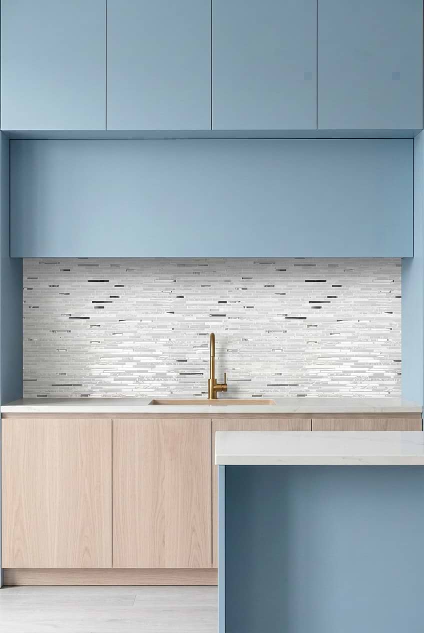 White Glass Quartz Linear Mosaic Tile BA62038