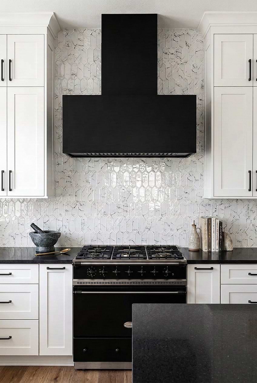 White Marble Look Glass Picket Backsplash BA5504