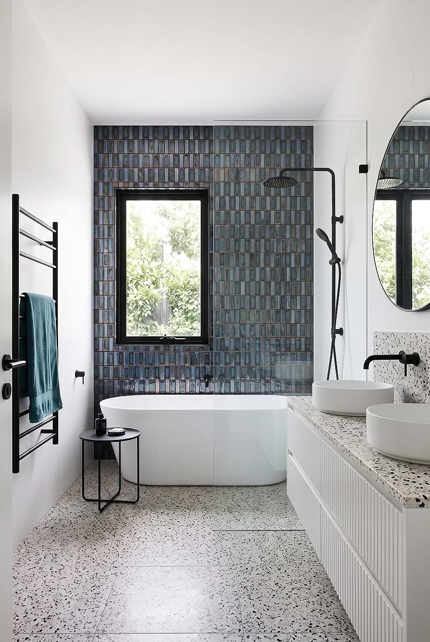 Rustic Blue Glass Vertical Mosaic Bathroom Tile BA6204