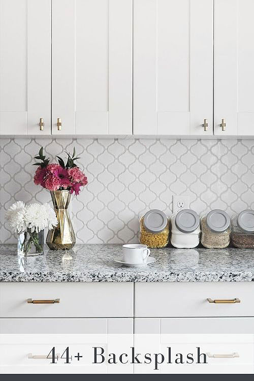 arabesque tile kitchen backsplash 1