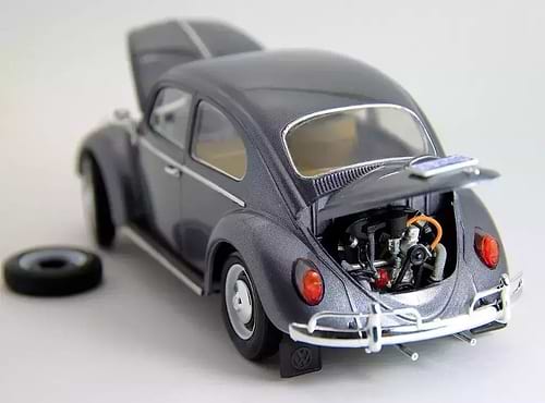 ערכת הרכבה מכונית VOLKSWAGEN 1966 MODEL 1300 BEETLE TAMIYA