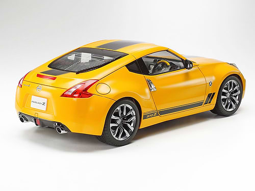 ערכת הרכבה מכונית  NISSAN 370Z HERITAGE EDITION TAMIYA 