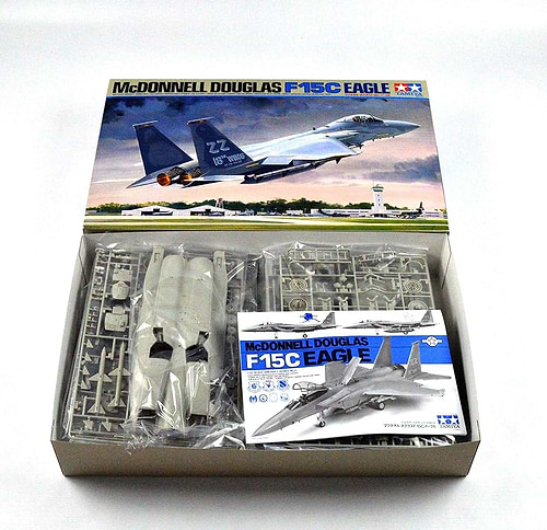 ערכת הרכבה מטוס F-15 C EAG LE TAMIYA