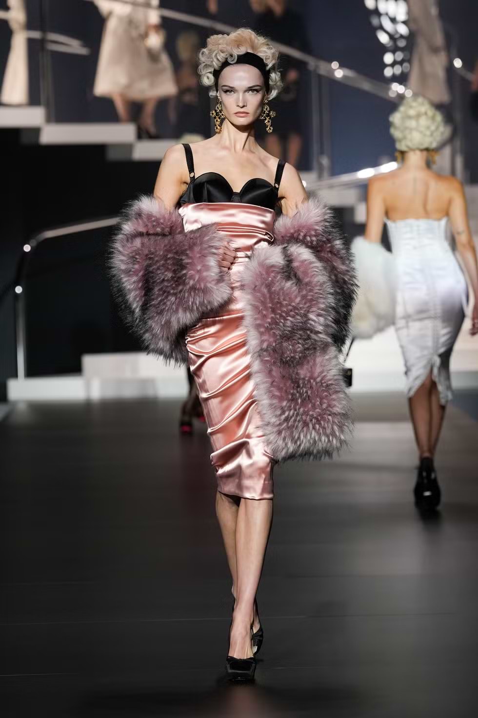 Кеудеге жақын түсіру