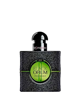 Ұйықтап жатқан адамдарға қарап тұрған ашық фотолар