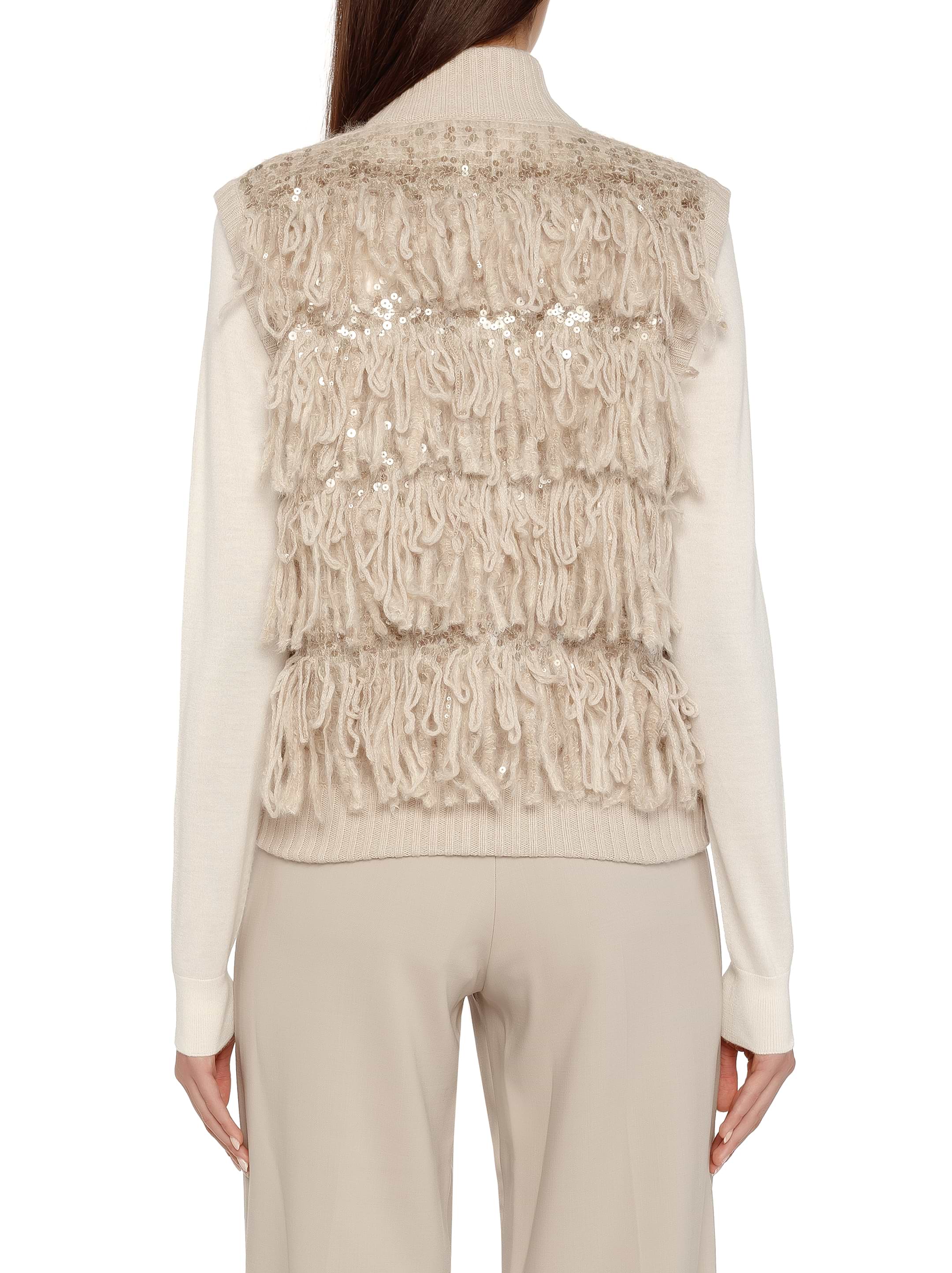 Порно зорлықпен топтық секс Артемдегі лесбиянкалар