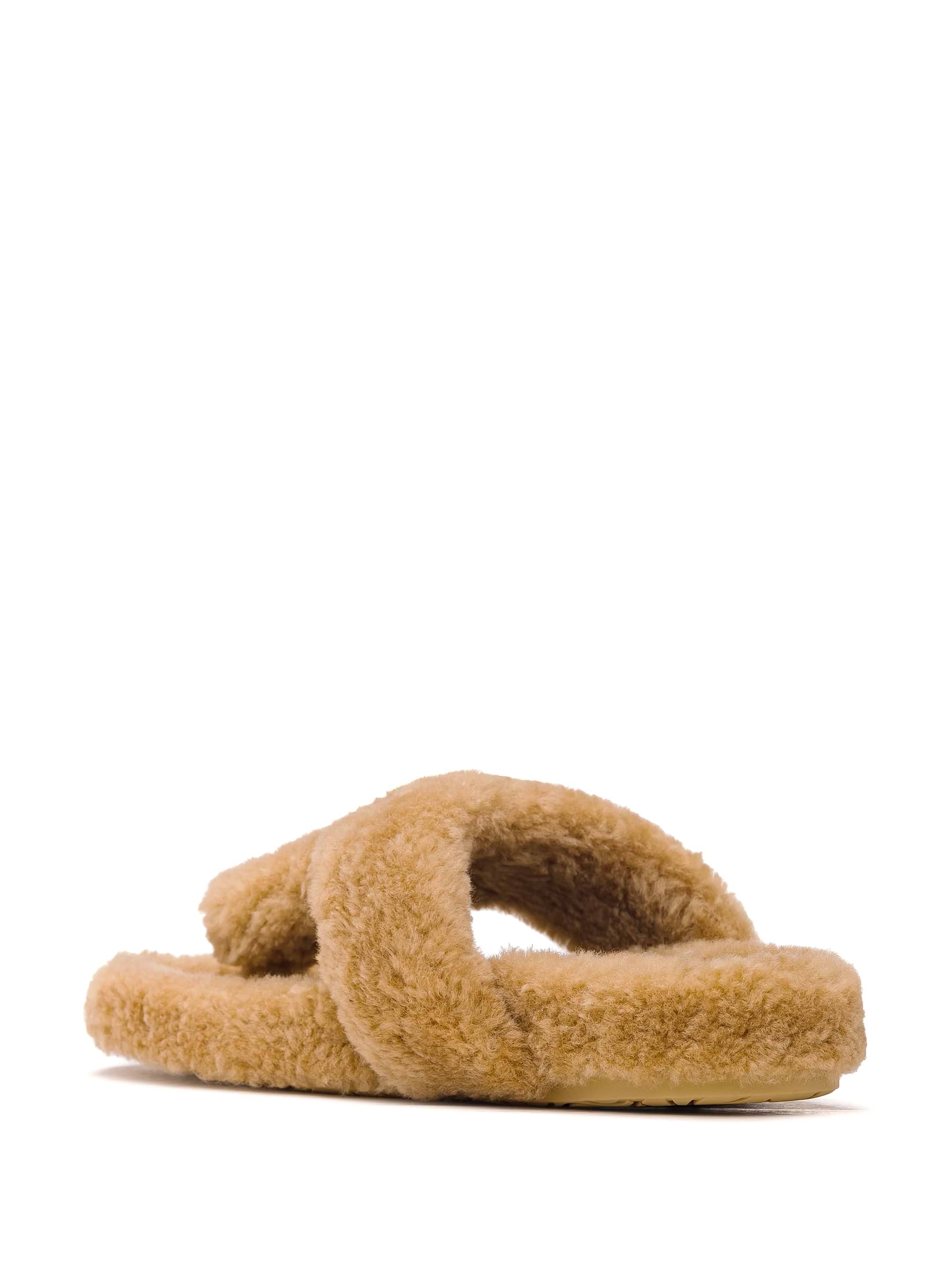 VIP【送料関税込】LOEWE Slippers Loewe Toy slipper in goatskin | REVERSIBLE