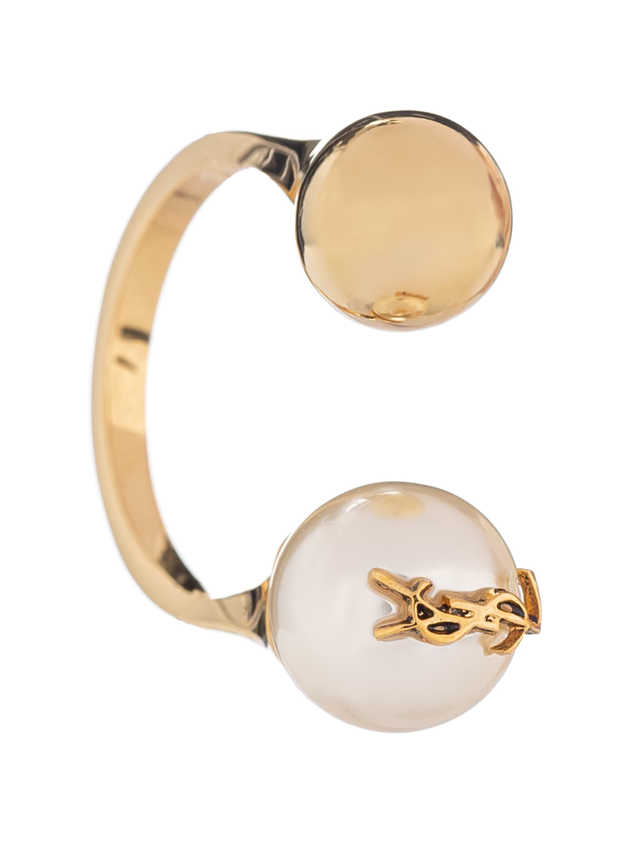 【Saint Laurent】 Cassandre ring Cassandre ring in gold - Saint Laurent | Mytheresa