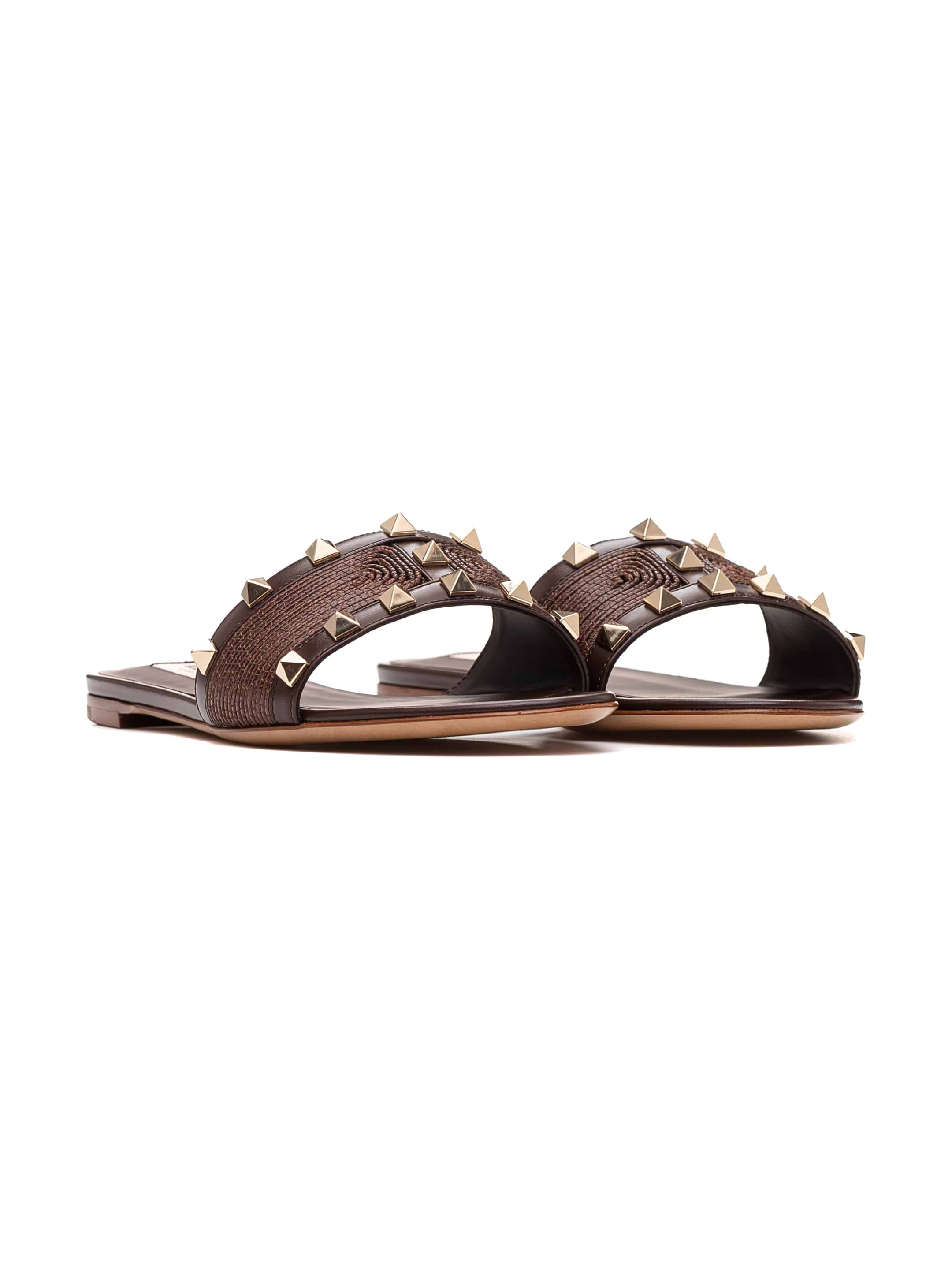 Valentino Garavani women's Rockstud leather flip flops - buy
