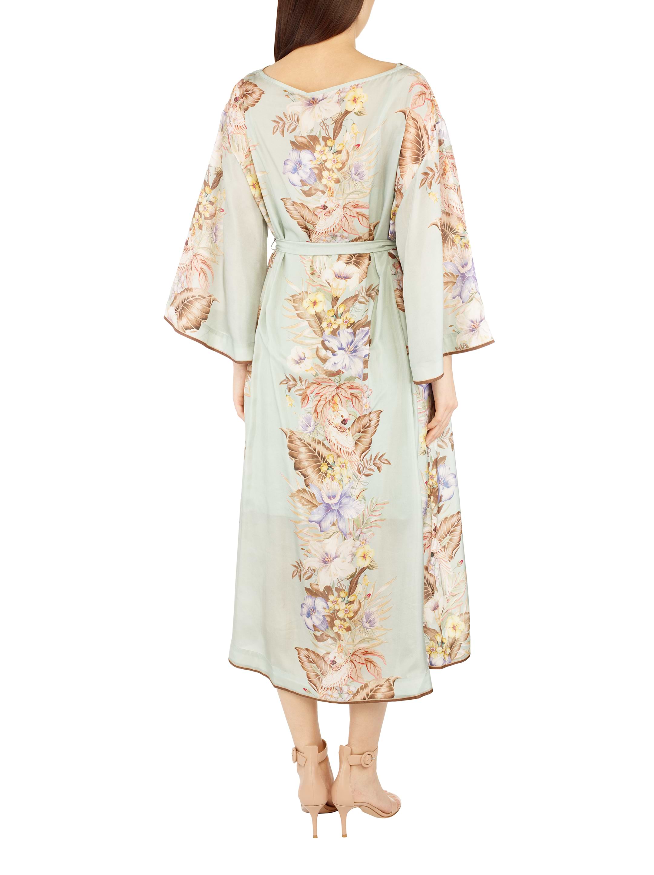 Семіз әзірбайжан әйелдерімен порно көру Лиза Джанеттаның порносын жақсы көреді