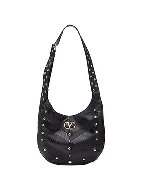 Паттайядағы әйелдер секс-туризмі Мөлдір трусики киген қыздардың жалаңаш суреттері