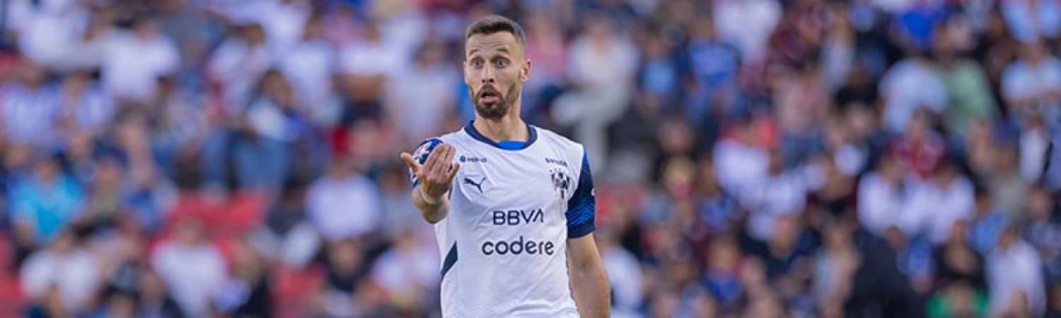 españoles que juegan en la Liga mx