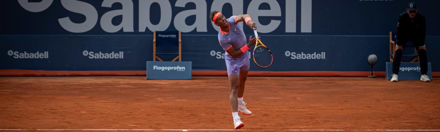 Barcelona Open Banc Sabadell 2024 - Rafael nadal con saque raqueta