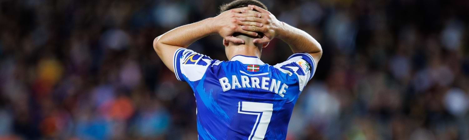 REAL SOCIEDAD JUGADOR BARRENE EN CAMPO DE FUTBOL 7