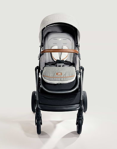 עגלה מפוארת לתינוק אריאה Aeria Signature הכוללת שינוי מצבי גובה - לבן/אפור Oyster