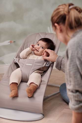 ‏טרמפולינה לתינוק Baby Bouncer כותנה עלי כותרת - בז' Sand grey 