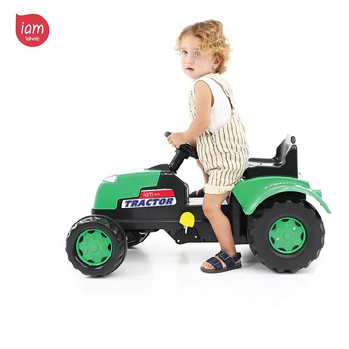 טרקטור פדלים ראשון שלי עם נגרר