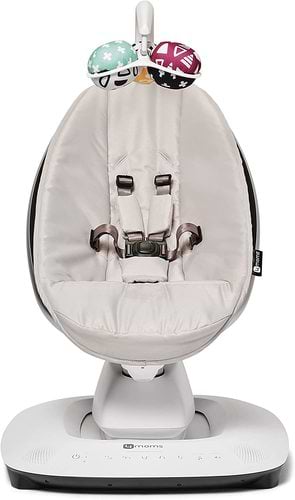 ממרו mamaroo מפוארת צבע אפור - דגם 5.0 נדנדה לתינוק בטכנולוגיה מתקדמת, אפשרות חיבור לבלוטוס, עם 5 תנועות נדנוד יחודיות. 4moms