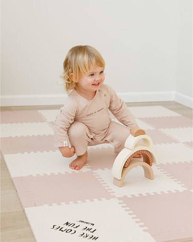 משטח פעילות פאזל מודולרי ורוד