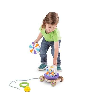 צעצוע משיכה קרוסלה מבית מליסה ודאג Melissa And Doug