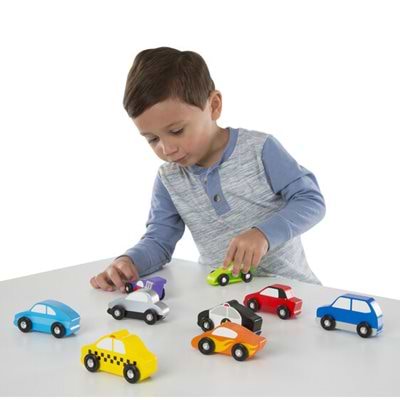 מארז 9 מכוניות מעץ מבית מליסה ודאג Melissa And Doug