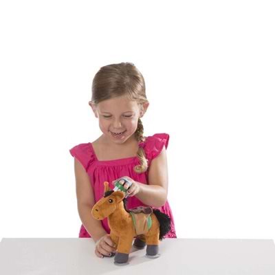 ערכה לטיפול וטיפוח סוסים מבית מליסה ודאג Melissa And Doug