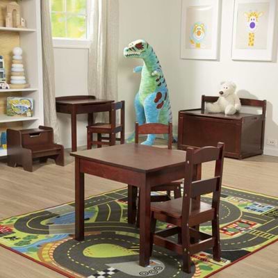 סט שולחן וכיסא מעץ - חום מבית מליסה ודאג Melissa And Doug מליסה אנד דאג