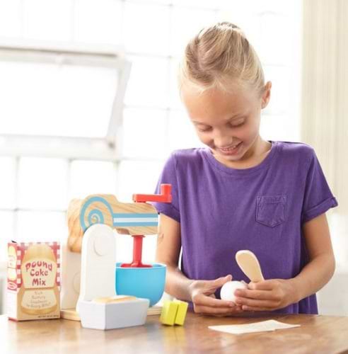 חוברת מדבקות פיות מבית מליסה ודאג Melissa And Doug