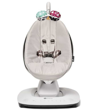 ממרו mamaroo מפוארת צבע אפור - דגם 5.0 נדנדה לתינוק בטכנולוגיה מתקדמת, אפשרות חיבור לבלוטוס, עם 5 תנועות נדנוד יחודיות. 4moms