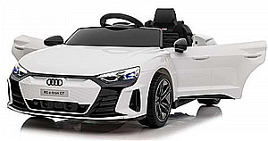 אאודי ספורט E-TRON GT RS דגם 2024 עם מצבר 24V בצבע לבן