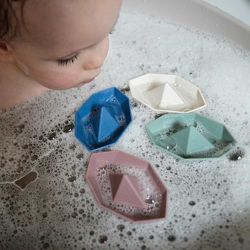 סט 4 צעצועי אמבטיה סירות מבית Shnuggle 