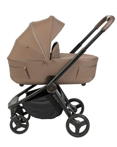 עגלת התינוק CIELO BASIC Z 2026 – הדגם החדש עם השדרוגים של 2026 בצבע מוקה